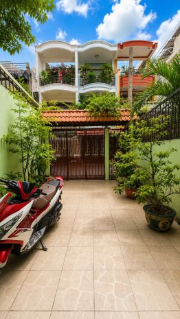 Bán nhà đẹp thoại ngọc hầu tân phú  hẻm xe tải tránh  80m 7542853
