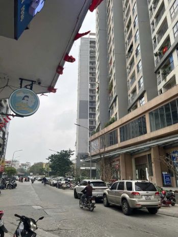 Sang nhượng tiệm giặt là đang hoạt động ổn định tại long 7543818
