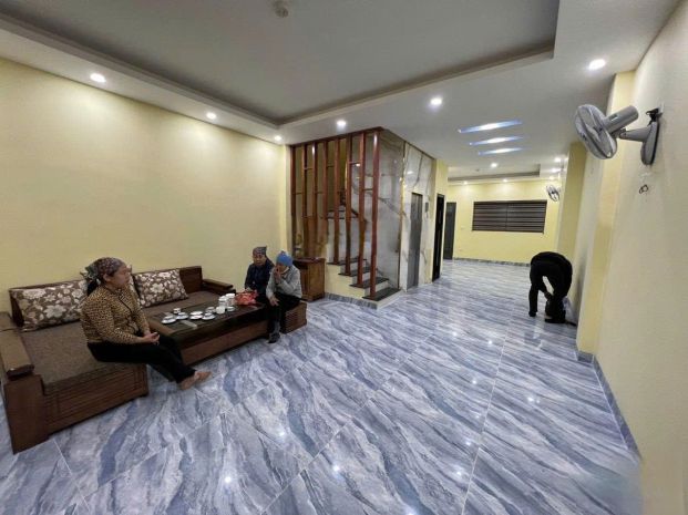 Cho thuê nguyên căn hồng mai, ô tô đỗ cửa, thang máy, làm 7545364