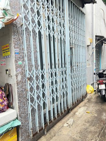 Cho thuê nhà 2 tầng a hẻm 141 đường tám danh p4q8. giá: 7 7546776