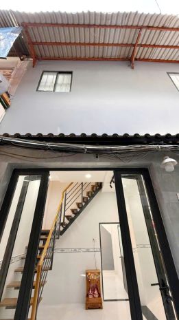 Nhà cách chỗ đậu oto vài bước chân hưng phú p10q8 7546925