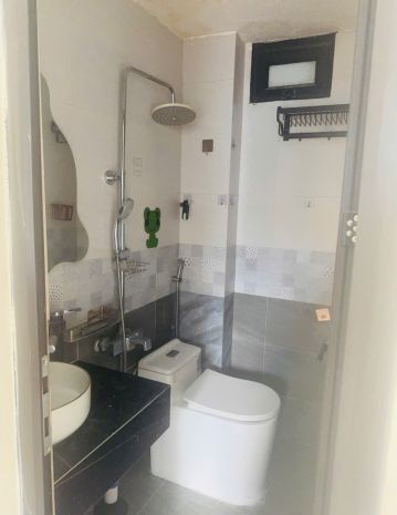 Chính chủ cho thuê nhà 2 tầng full nội thất tại nguyễn 7547487