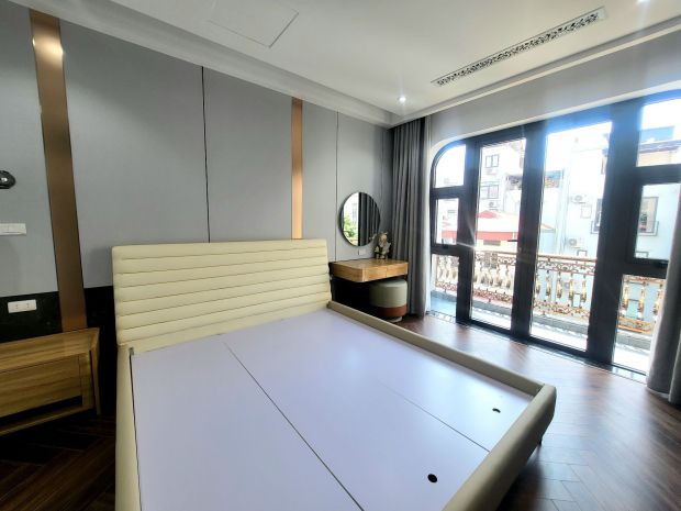 Bán nhà phúc đồng 50m2, 8 tầng thang máy, gara ô tô, nhà 7548093