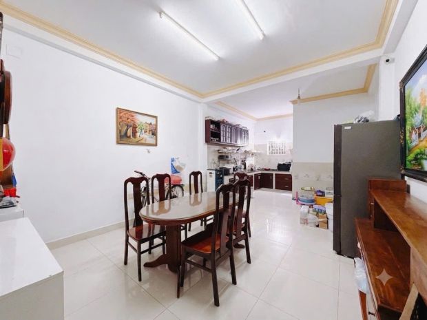 Nhanh mới kịp-diện tích to -huỳnh tấn phát q7- đường 8m- 9 7549121