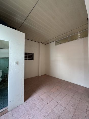Sau lưng mt nguyễn văn linh, 104m2 ngang 6.5m 2 tầng, 4.3 7551498