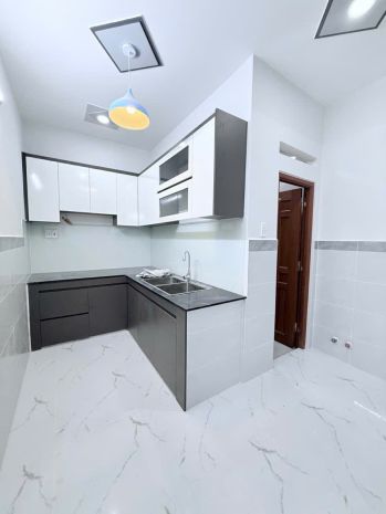 Hẻm nhựa 6m thông gò dầu tân phú gần chợ tân hương 42m2 7553120