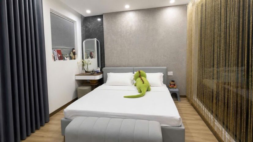 Nhà mới 6 tầng - hẻm xe hơi - cách 10m là ra mặt  tiền 7555722