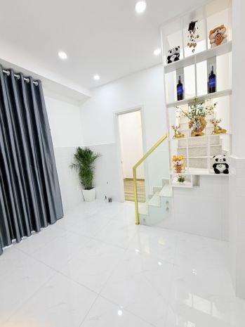 Nhà mới đẹp cạnh mặt tiền trung tâm tân bình, 2 tầng kiên 7555813