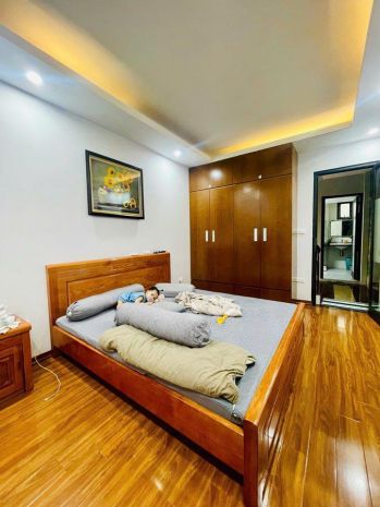 30m ra phố tôn đúc thắng, nhà 30m x 4 tầng, giá chưa đến 9 7556601