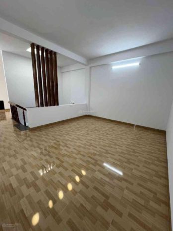 Bán nhà 3 tầng đúc kiên cố mặt tiền bùi thiện ngộ - hòa 7557664