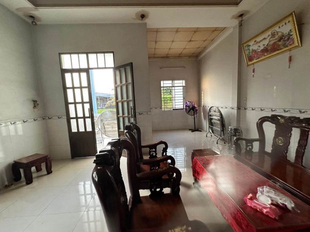 Nhà đẹp bình chánh ngay ql50 chỉ 4,6 tỷ ngang hơn 13m 7557820