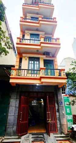 Nhà đẹp thượng thanh,long biên 12 tỷ 60m phân lô ô tô,cần 7558365