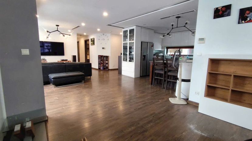 Nhà phân lô đẹp - lõi ba đình - hoàng hoa thám. 7558597