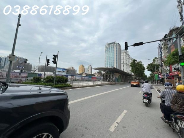 Ba đình  giảng võ  phân lô vip  ô tô vào nhà  mặt tiền 7558648