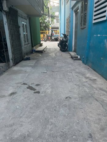 Trung tâm quận 10 cmt8 2 tầng lô góc thoáng đẹp mà chỉ 7559421