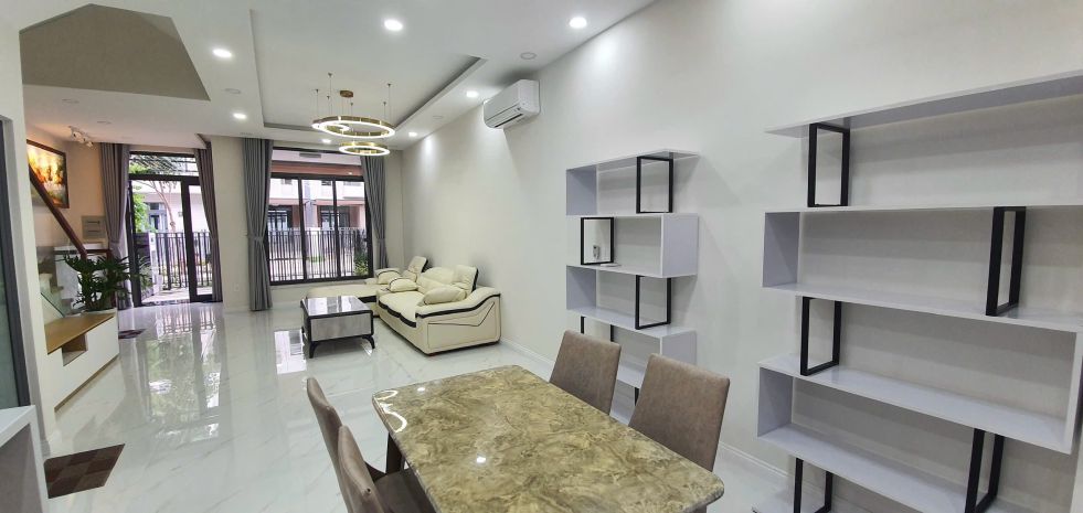 96.8m2 - giá 13 tỷ - 4pn5wc đầy đủ nội thất - compound lavil 7559491