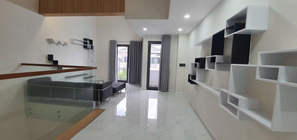 96.8m2 - giá 13 tỷ - 4pn5wc đầy đủ nội thất - compound lavil 7559493