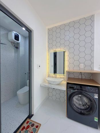 Ccmn ngọa long 74m2x6 tầng,thang máy,ô tô vào được,50 7559592