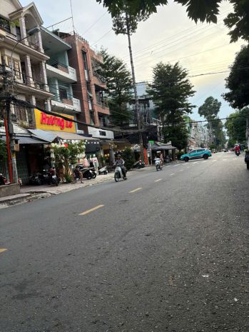 Nhà mặt tiền đất vàng tên lửa khu kinh doanh buôn bán ngày 7560421