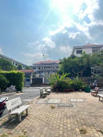 Căn hộ góc 62m2 chung cư  view sông 481 hưng phú - ba đình 7560592