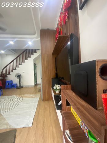 Thượng thanh  nhà mới đẹp  5 tầng  full nội thất  4 7560782