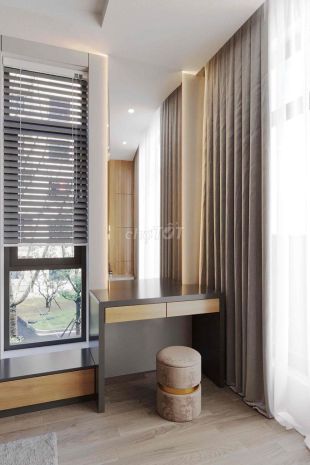 Nhà vị trí đẹp đường thanh am - long biên. 7561958