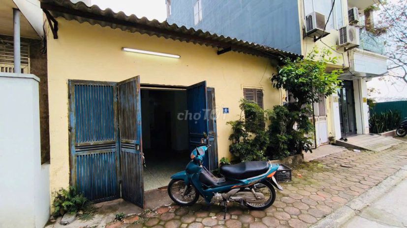 Chính chủ bán đất sổ đỏ 70m2 đường huỳnh tấn phát, phường 7562182