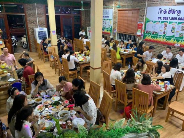 Chính chủ cho thuê nhà 2 lô 2 tầng  vị trí đẹp trung tâm 7562882