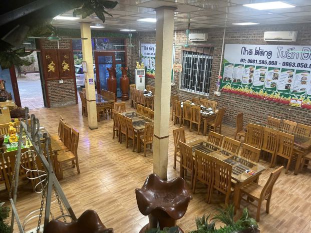 Chính chủ cho thuê nhà 2 lô 2 tầng  vị trí đẹp trung tâm 7562883