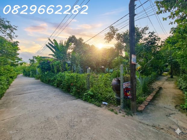Bán đất nền vị trí ngay mặt tiền đường ngã bát bờ phải, xã 7563145