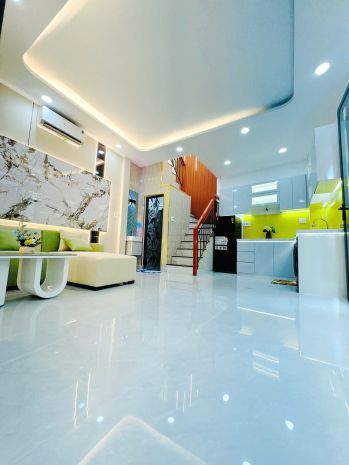 Nhà mới 36m2 ngang khủng 7.6m vài bước ra mặt tiền hưng phú 7563940