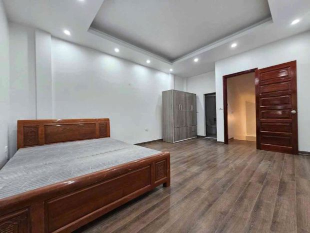 Nhà đẹp trung tâm phúc lợi ngõ ô tô  thông  gần 7565226