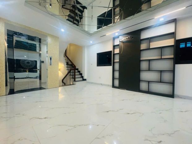 Nhà đẹp trung tâm phúc lợi ngõ ô tô  thông  gần 7565227