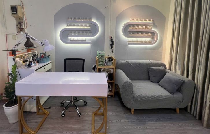 Sang nhượng gấp tiệm nail  mi  gội  makeup quận bình 7565780