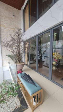 Villa nguyễn tri phương, gần sân bay, 245m2, ngang 7m, 4 7565797