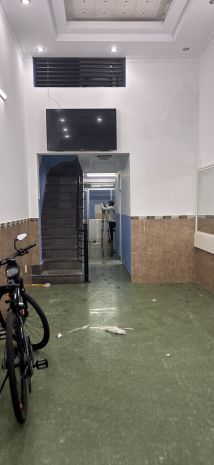 Cho thuê nhà 3 tầng khu phố tây:
diện tích: 82m2  - giá 7565902