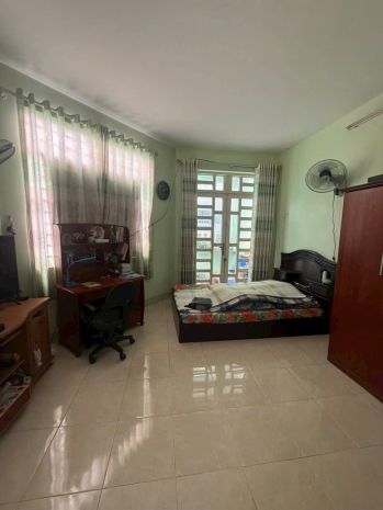 Nhà quận 7 chính chủ 3 tầng, nhỉnh 4 tỷ. trần xuân soạn 7566452