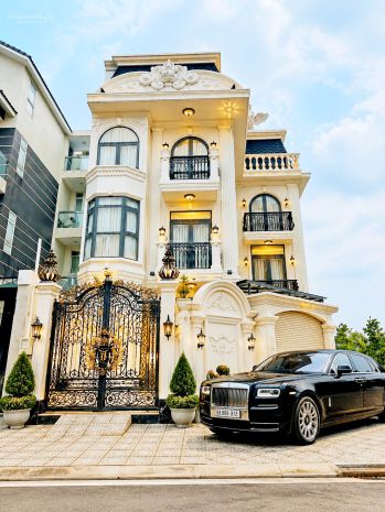 Bán nhà mặt tiền 5 tầng ngang 9m đối diện bến xe quận 8 7566747