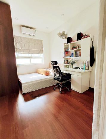 Ban căn hô cc 137 nguyên ngoc vuha nôi 80m2 7566816