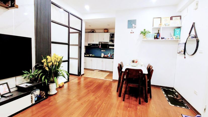 Ban căn hô cc 137 nguyên ngoc vuha nôi 80m2 7566817