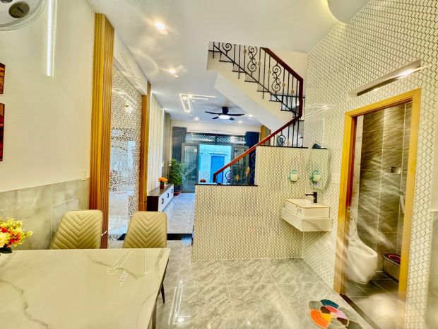 Hẻm xe hơi - hẻm thông - khu dân trí an ninh - ngang gần 5m 7567426