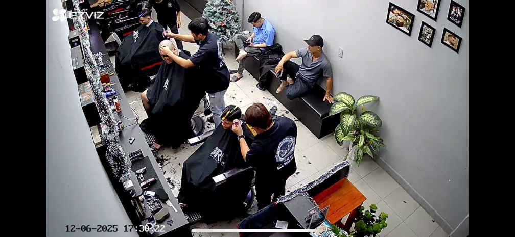 Cần sang tiệm tóc nam có phòng ở lại tại quận 12, hồ chí 7567884