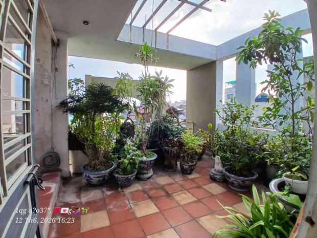 Bán nhà mặt đường hàng kênh  vị trí đẹp, kinh doanh cực 7568686