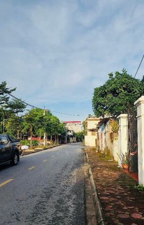 Chủ nhà yêu môn thể thao vua nên cần sút ngay mảnh đất 100m 7569164