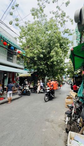 **bán nhà mặt tiền phùng văn cung. phường 4, phú nhuận 7570991
