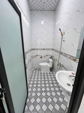 16. nhà trục chính kdc hoàng bàng  gần đh y dược 7571752