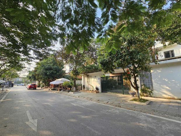 Bán lô đất biệt thự mặt đường tạ quang bửu  view vườn hoa 7572230