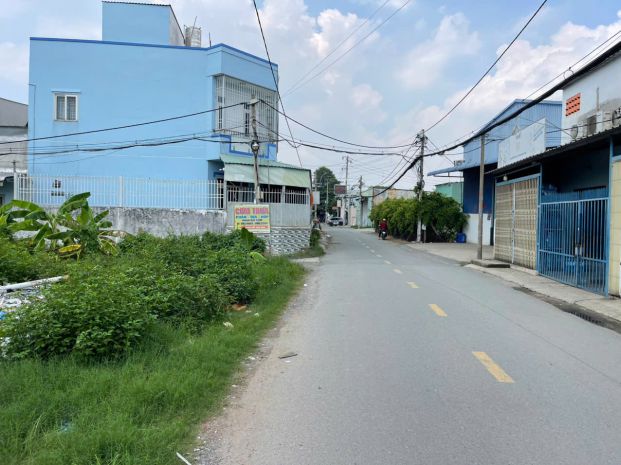 Quận 12 ! nhà chính chủ 2 mt , mt an phú đông 03 + mt hẻm 7572410