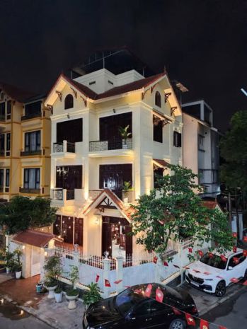 Chủ giảm 10 tỷ, biệt thự mỹ đình 200m2 giá chỉ 38 tỷ- đường 7572728