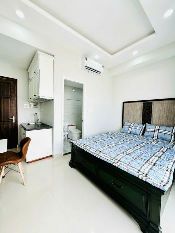 Tòa chdv nơ trang long gần chợ bà chiểu phan đăng lưu. 5 7575084